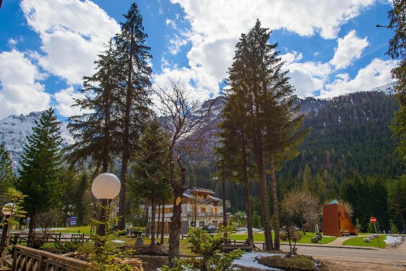 Park Hotel Faloria Canazei Extérieur photo