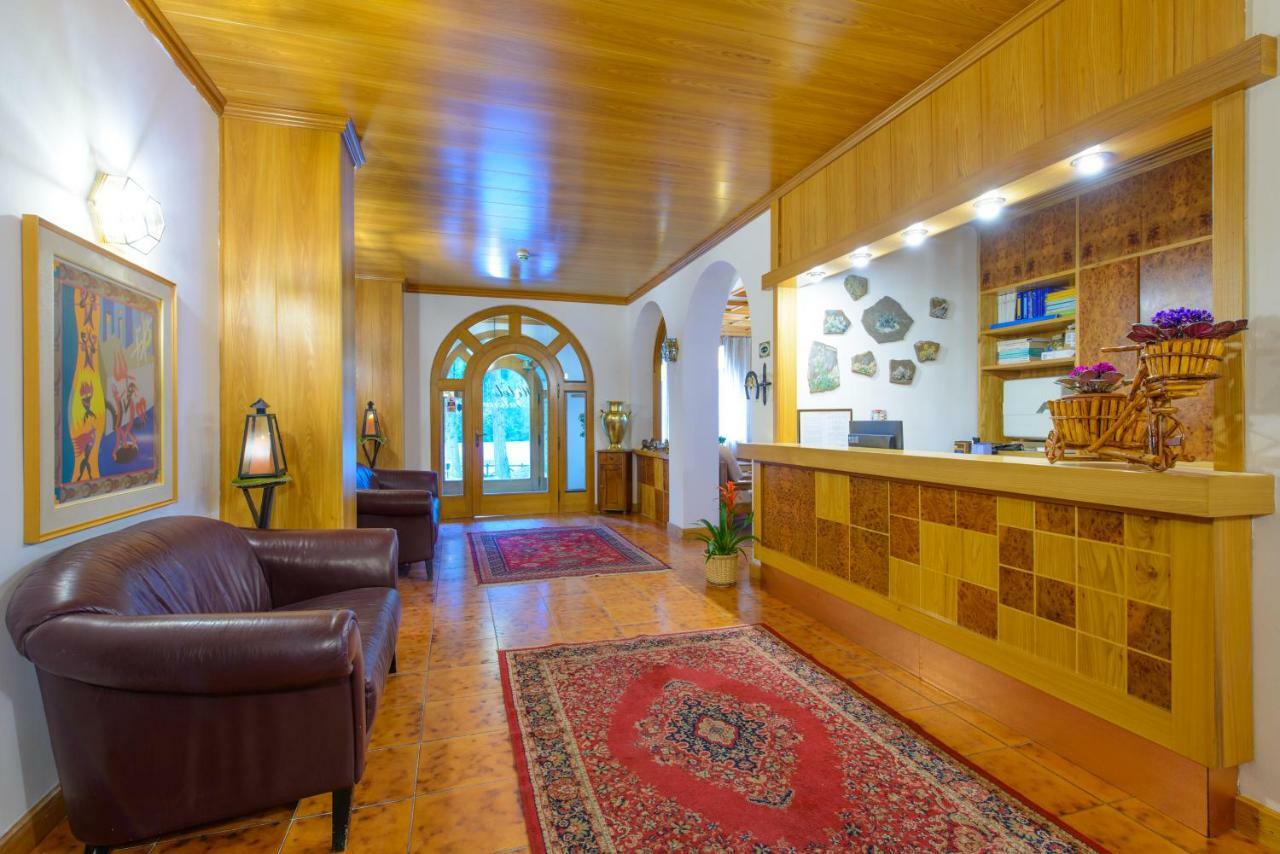 Park Hotel Faloria Canazei Extérieur photo