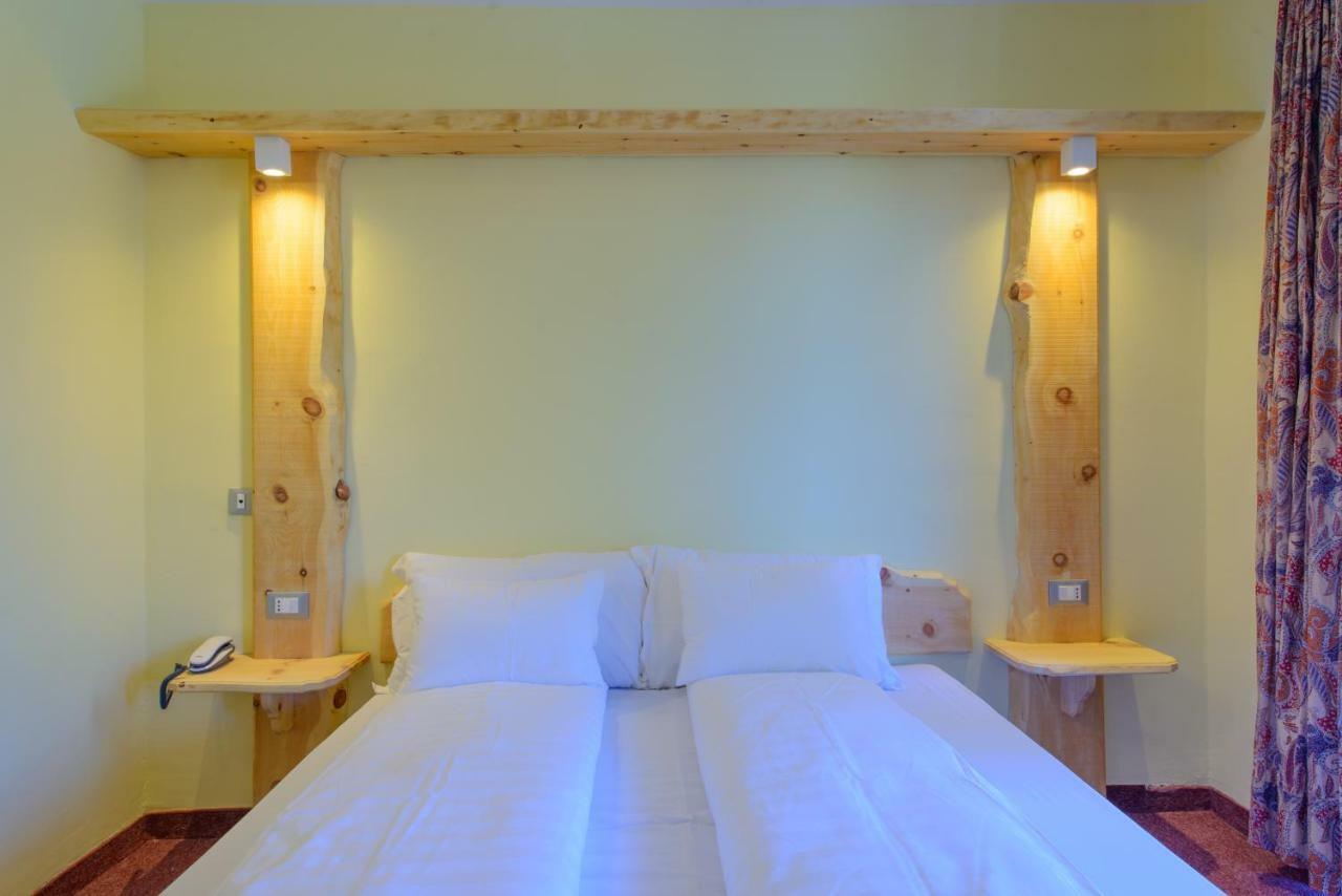 Park Hotel Faloria Canazei Extérieur photo